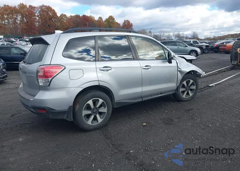 2018 Subaru Forester 2.5I Premium z USA, uszkodzony, nr VIN JF2SJAGC7JH439728